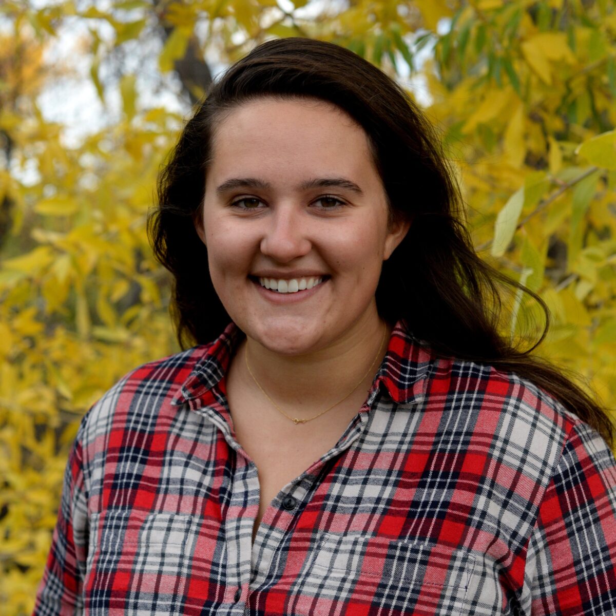 shelby-cranshaw-headshot-231127-edited