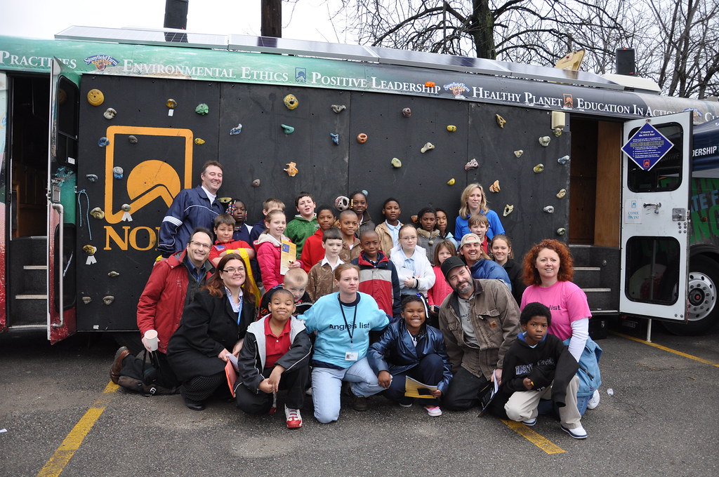 Washington Irving Elementary students visit the bus