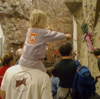 Kid_climb Kid_climb