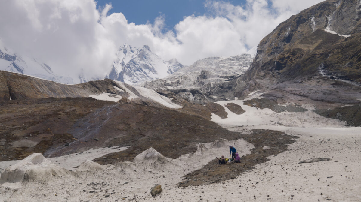 Reconnaissance day for setting up Advance Camp and finding access to the glacier and to fly the drone.